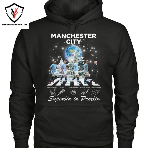 Manchester City Superbia In Proelio Signature Unisex T-Shirt