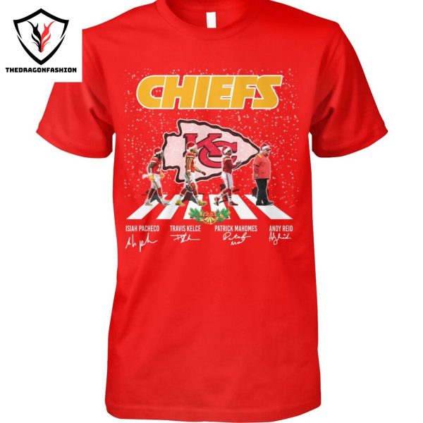 Kansas City Chiefs Merry Chirtsmas Signature Unisex T-Shirt