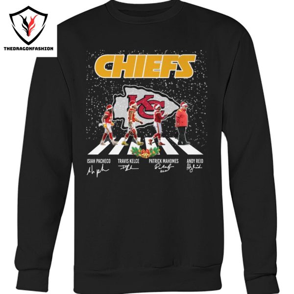 Kansas City Chiefs Merry Chirtsmas Signature Unisex T-Shirt