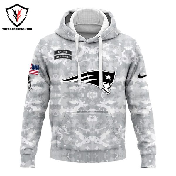 Personalized 2024 New England Patriots Football Camo 2024 Salute To Service Club Hoodie