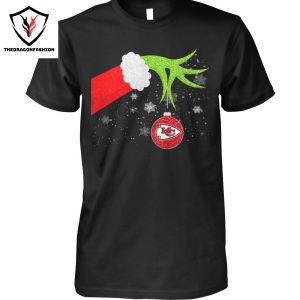 The Grinch x Kansas City Chiefs Merry Christmas Unisex T-Shirt